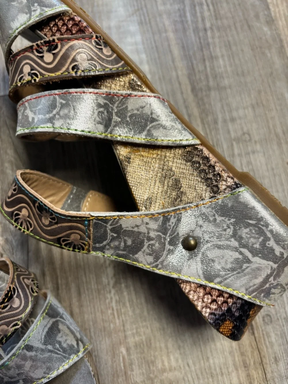 Spring Step L’Artiste Pinriyo Grey Multi Wedge Slide Sandal Silver Snake